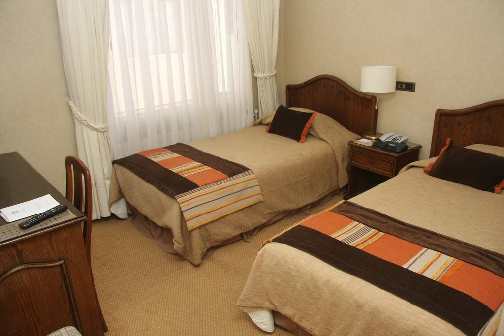 Hotel Finis Terrae Punta Arenas Kültér fotó